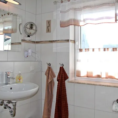 Rotes Im Fischerdorf Ferienhaus